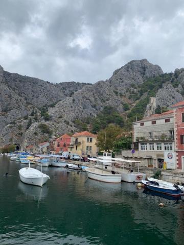 Panorama Sea View Apartment A Omis Luaran gambar